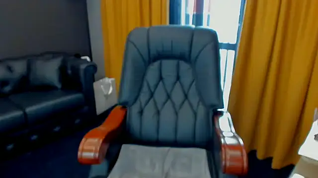 HaleySweet18 webcam