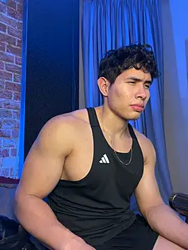 GrayAndrews live sex cam