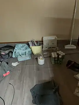 Mina048 webcam
