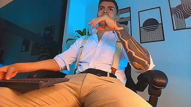 ALPHA_DOMINUS_ webcam