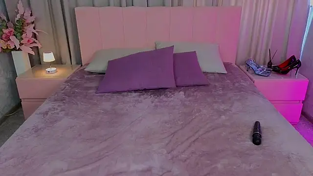 Ariana_Petite webcam