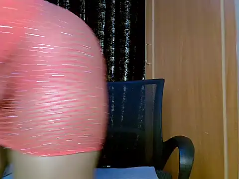 Cream_cherry3 webcam