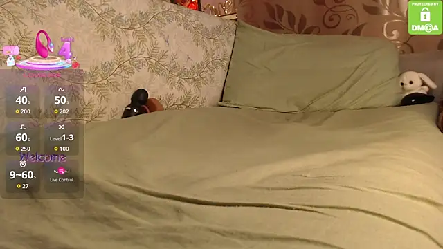 _M_i_a___ webcam