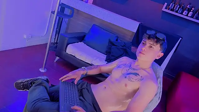 angel_still_ webcam