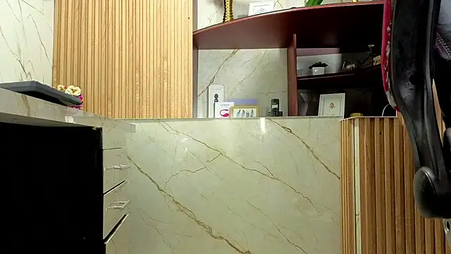 MissEscarleth webcam
