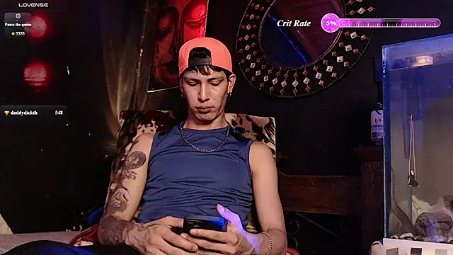 Godly_huan Live Web Cam Show