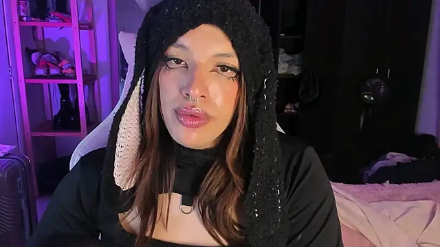 Loona_s webcam