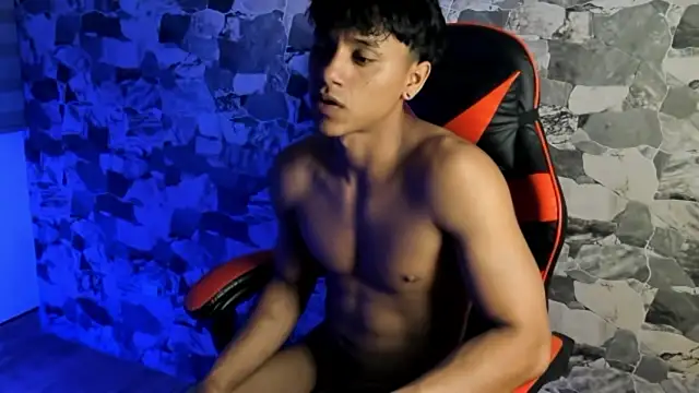 ZYZZ1312 webcam