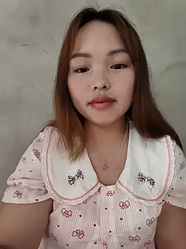 Mina_xYx webcam