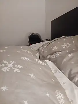 Luna_wild69 webcam