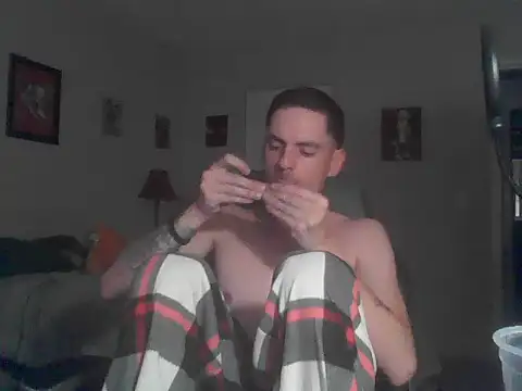 latinosatiro94 webcam