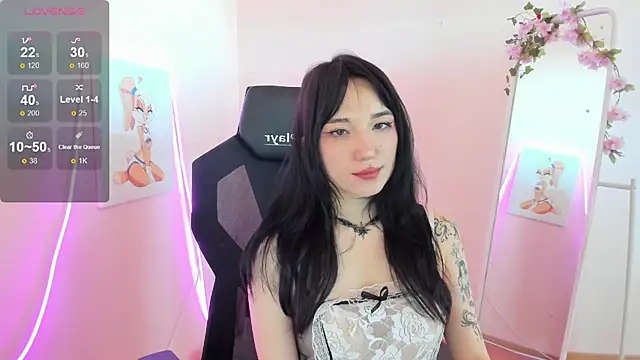 AliceeinWonderlanddd webcam