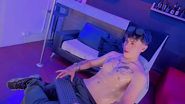 angel_still_ webcam