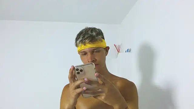 Twinkcock22 webcam