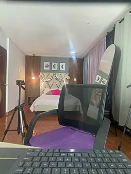 Violet_rousse7 webcam