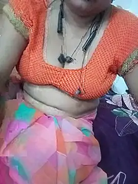 Menka_cut34 webcam