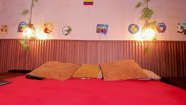 daphne_courtis webcam