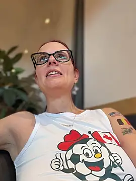 NataKitten Live Web Cam Show