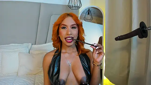 Nicole_Brown1126 webcam