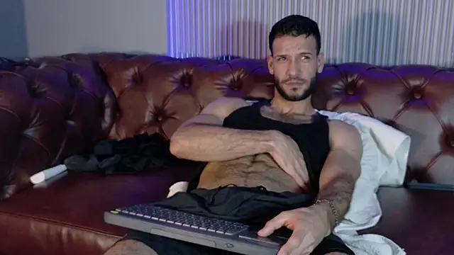 Jacob_Benelli Live Web Cam Show
