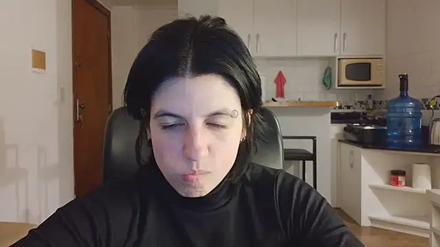 kyslrana Live Web Cam Show