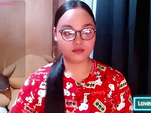 _Lylia webcam