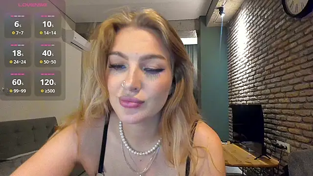 fifteenpoem webcam