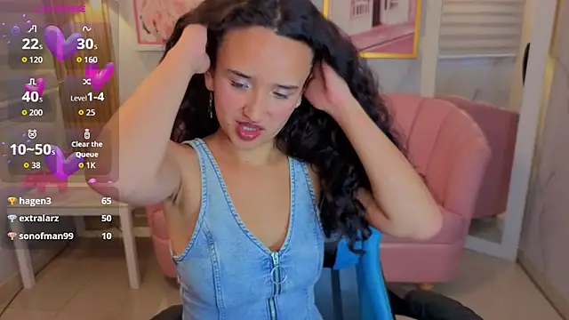 bella_vibess_s webcam