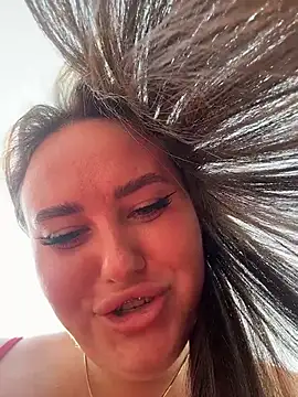 KiraSunshine webcam