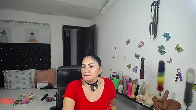 mature_bigboobs10 webcam