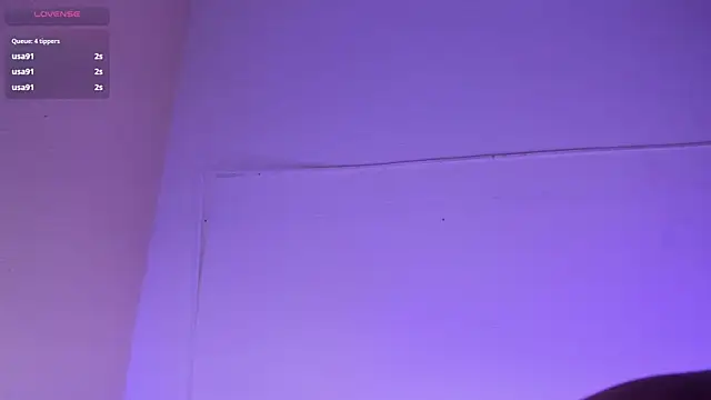 SandraMilerr live cam on StripChat