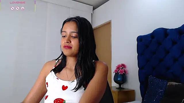 lili666_ - Lili666_'s free webcam - UK Sex Cams