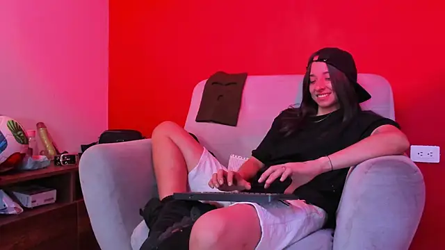 victoria_zaenzz webcam