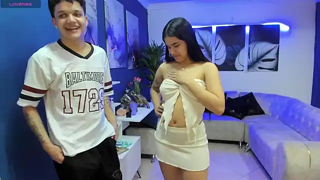 thesecret-roommates webcam