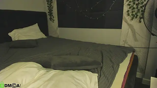 Nika_Jonson webcam