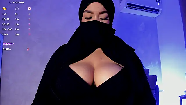 thaira_aly webcam