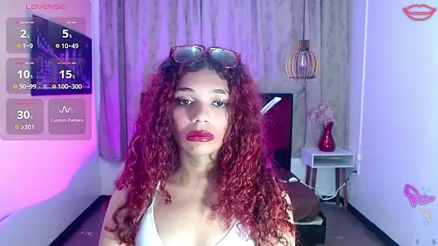 luisa__torres webcam