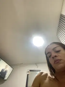 Dollcatalina webcam