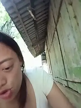 llomayy-love webcam