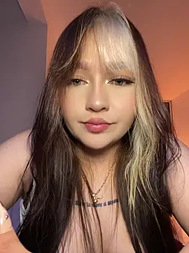 Daniela_ruizz webcam