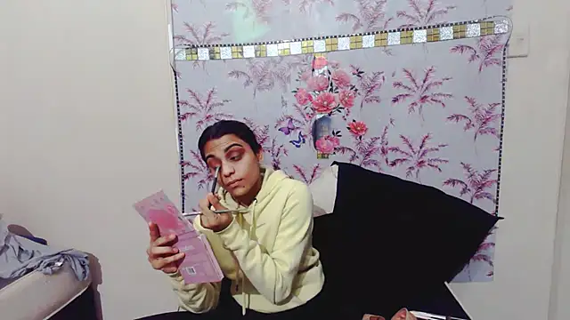 Luscious_Lexy webcam