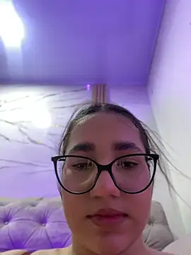 liadakota_ webcam