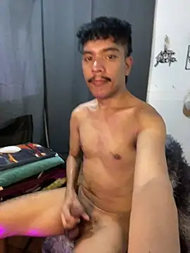 asian_darlingcummersxXx live cam on StripChat