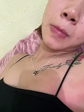 Vi_sexyy webcam