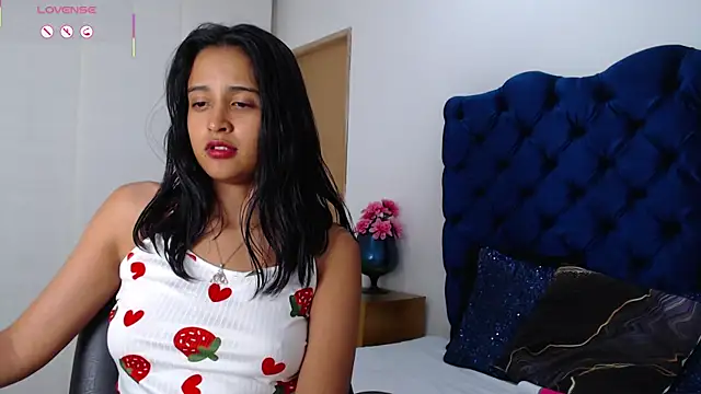 Lili666_ webcam