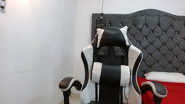 luka_big18 Live Web Cam Show