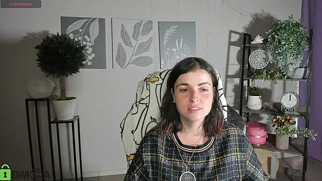 MartaEdams webcam