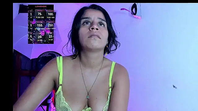 MeliSweet live cam on StripChat
