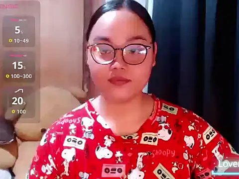 _Lylia webcam