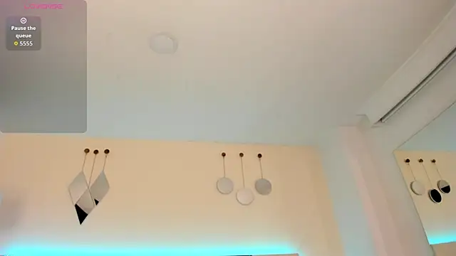 Sky_Loren webcam